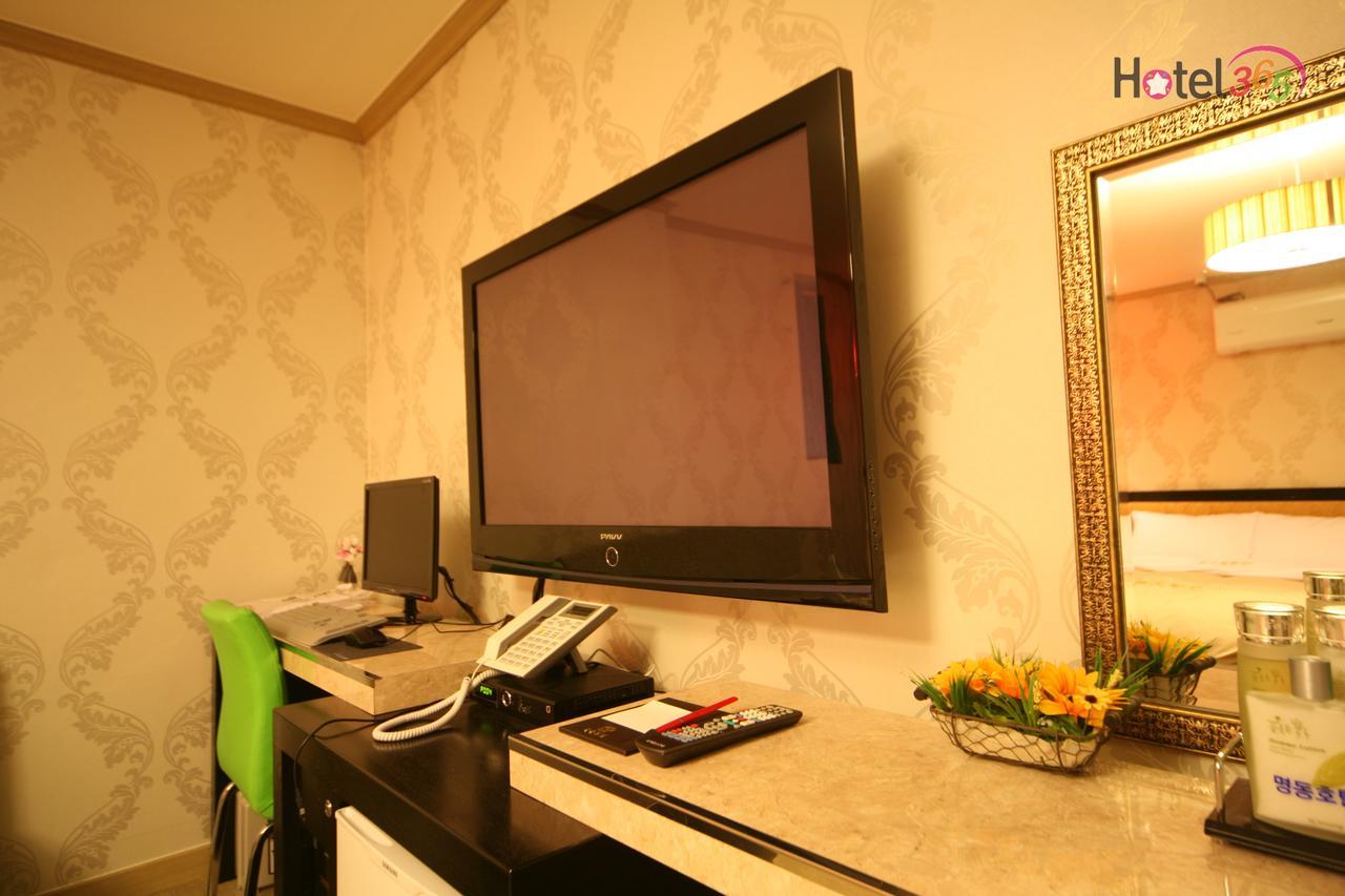 Chuncheon Myeongdong Hotel מראה חיצוני תמונה